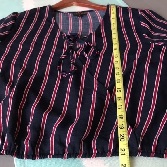 OLM Stripe Print Criss‎ Cross Surplice V-Neck With Tie Top - Picture 7 of 8